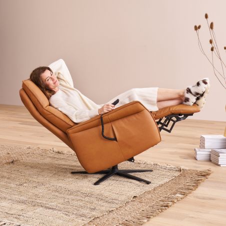Fauteuil relax électrique en cuir QUARTETT JOKER 9361 avec releveur de la marque HIMOLLA