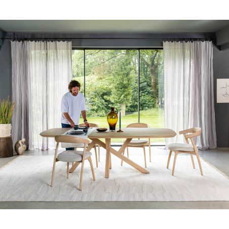 Shimla, table 210 x 120 cm - pieds bois - Henders and Hazel