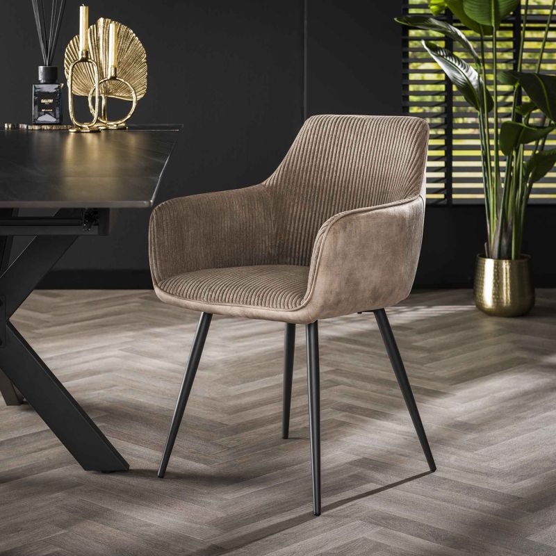Chaise avec accoudoirs RICARDO en tissu rib cotelé - proposée en 3 coloris