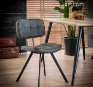 chaises